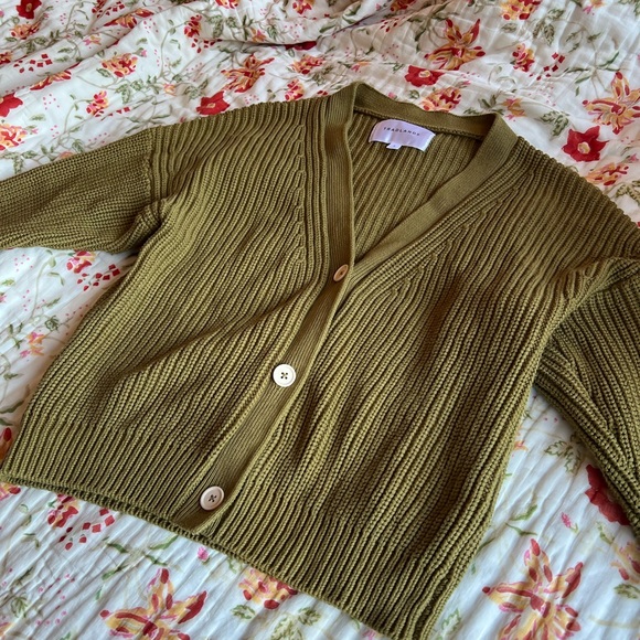 Tradlands Shelter Cotton Cardigan in Olive size small - Picture 6 of 6